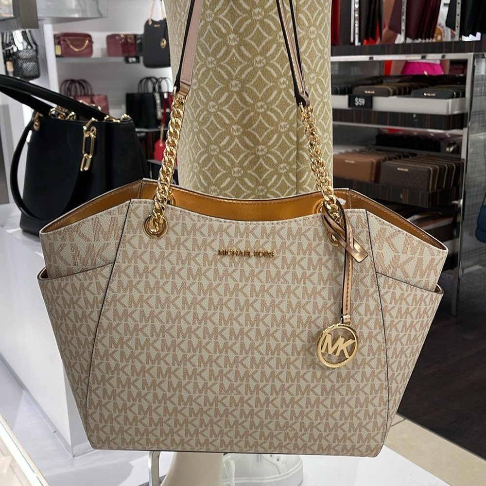 MICHAEL KORS 
Jet Set Travel Large Signature Chain Shoulder Tote Bag
Rose Gold - Picture 10 of 16